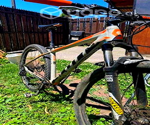 Bicicleta scott scale 965