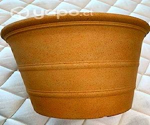 Maceta plástica terracota nueva