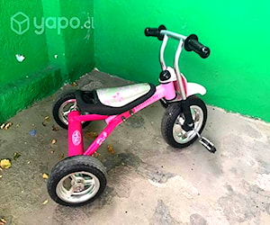 Triciclo con pedales niño/a