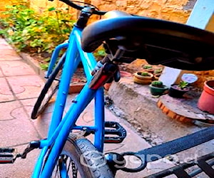 Bicicleta urbana azul talla M