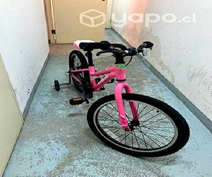 Bicicleta Trek de niña en buen estado
