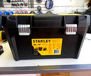 Caja herramientas 19" broche metal- stanley