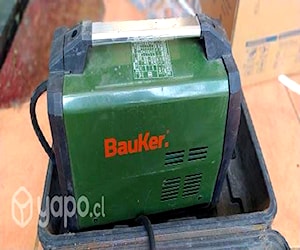 Soldadora bauker 200 amp