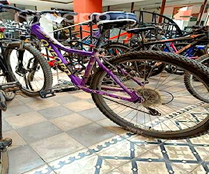 Se vende bicicleta oxford venus 3 2019 usada