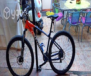 Bicicleta con poco uso