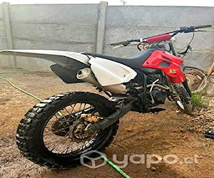 Um 2014 250cc