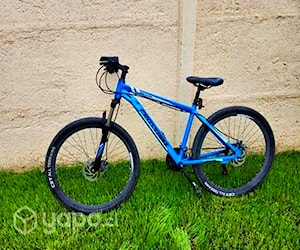 Bicicleta Mountain Bike