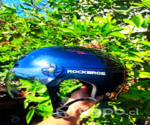 Casco para scooter electrico o bicicleta impecable