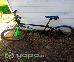 Bicicleta freestyle Besatti