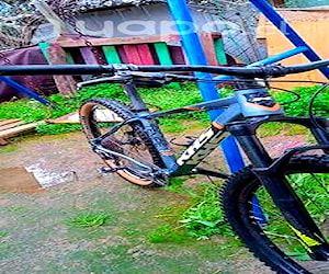 bicicleta de xc KHS tempe