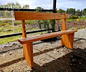 Banca de madera para jardin