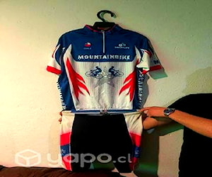 ropa de ciclistas, usado en buen estado