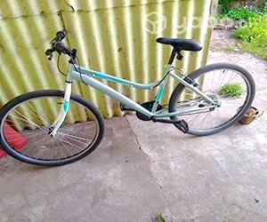 Bicicleta aro 36, con candado incluído