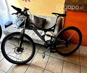 Bicicleta Mountain Bike