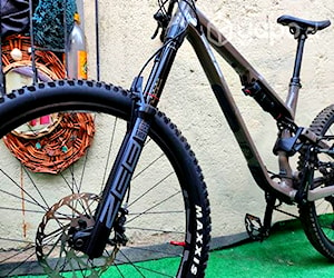 Bicicleta commencal meta sx 2022