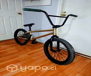 Bicicleta BMX alta gama
