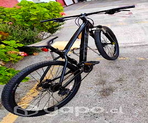 Bicicleta MTB Trek Marlin 5 Negro/Gris 2021