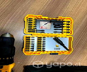 Kit herramientas dewalt 20v (sin carbones)