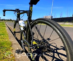 Bicicleta de ruta carbono