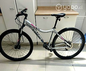 Bicicleta marca Trek modelo Skye S