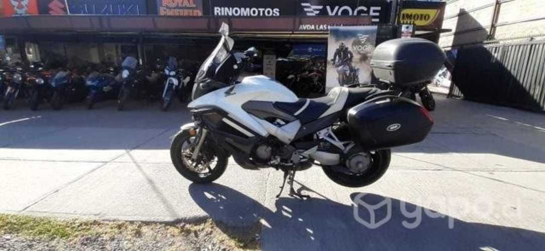 Motocicleta Honda VFR 800XB