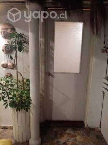 <p>Se arrienda departamentito interior</p> image