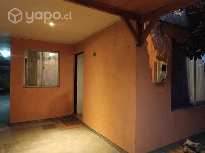 <p>Arriendo de pieza</p> image