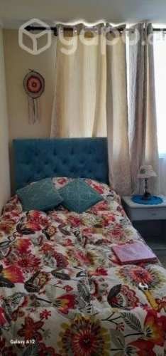 <p>Pieza amueblada a señorita que trabaje o estudie</p>