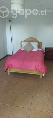 <p>Arriendo pieza</p> image