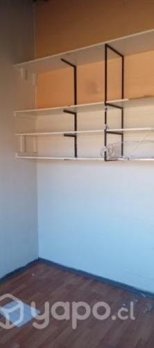 <p>Arriendo pieza</p>