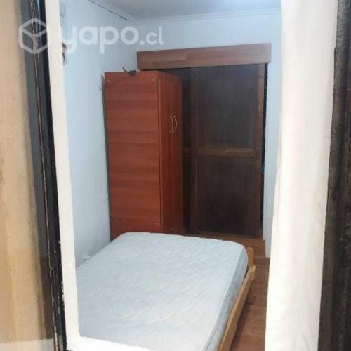 <p>Arriendo pieza Cruz del Sur</p> image