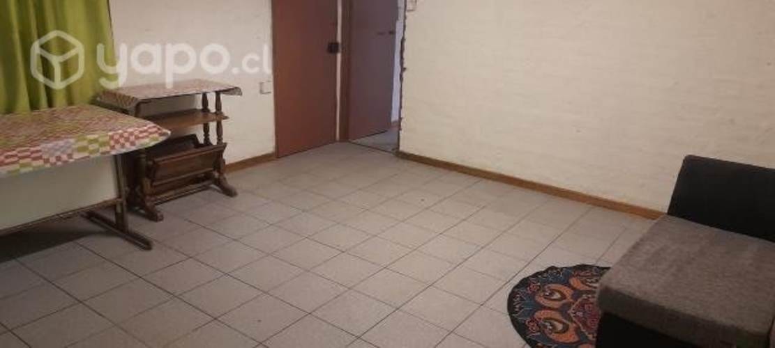 <p>Se arrienda 2 piezas 4x4 36m2 cocina y baño</p> image