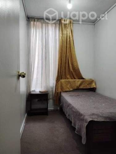 <p>Arriendo dormitorio a mujer ula - republica</p> image