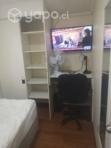 <p>Arriendo habitación amoblada</p>