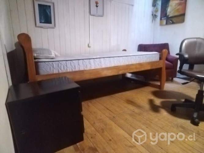 <p>Arriendo habitación amoblada</p> image