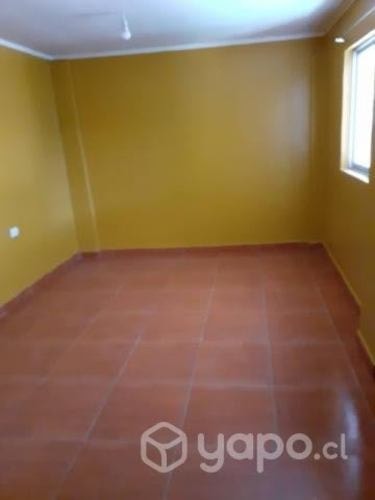 <p>Arriendo de pieza</p>