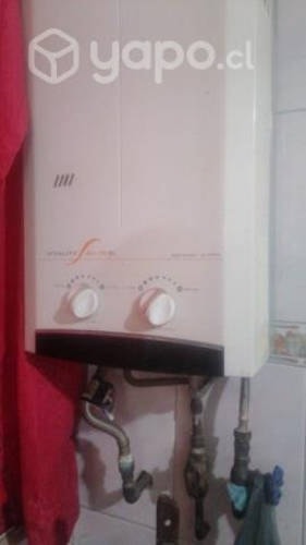 <p>Arriendo pieza alfombrada</p>