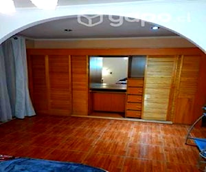 <p>Pieza-suite-en arriendo baño privado</p>