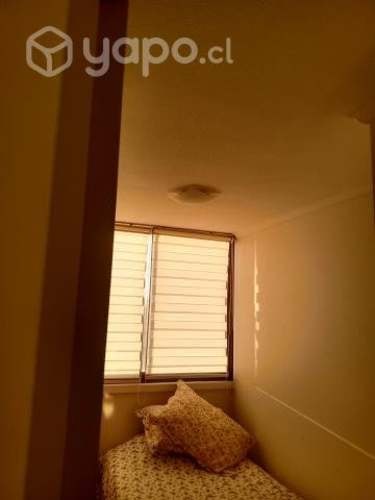 <p>Arriendo piezas a Universitarias</p> image