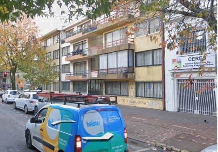 <p>Arriendo Pieza a mujer</p>