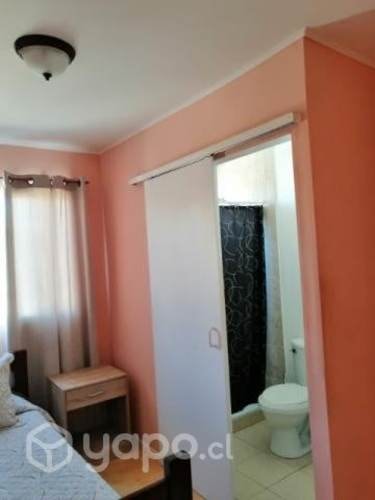 <p>Se arriendan habitaciones</p>