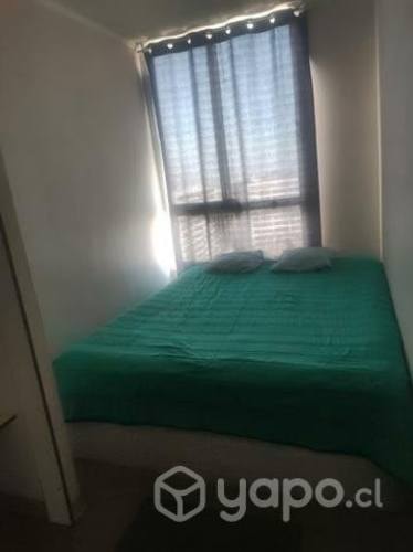 <p>Arriendo pieza</p> image