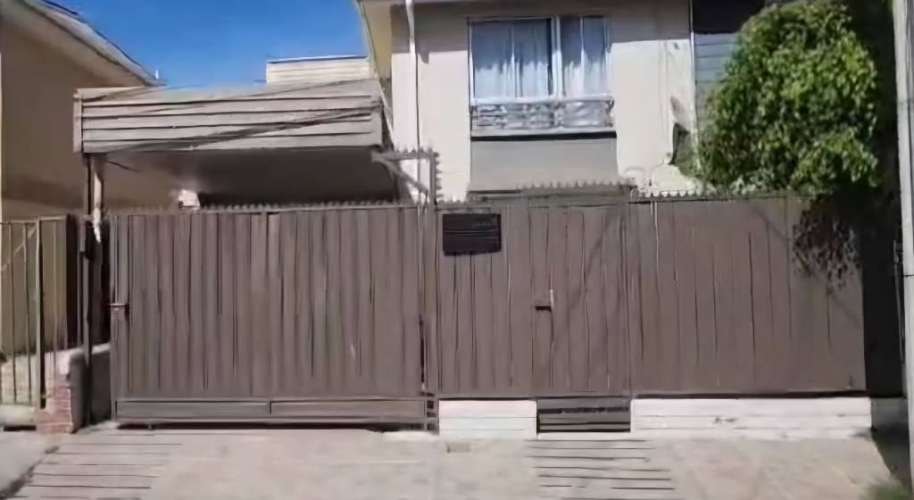 <p>Habitaciones piezas para profesionales en Quillota</p> image