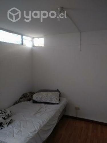 <p>Se arrienda pieza sector centro</p> image