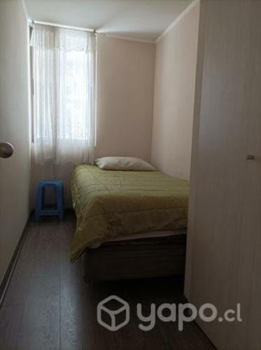 <p>Arriendo habitación</p>