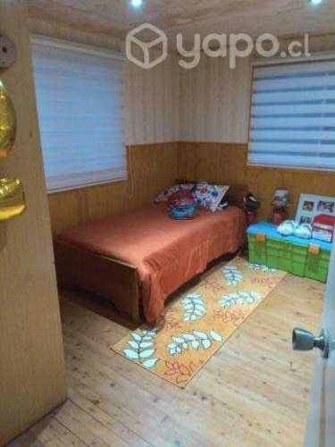 <p>Se arrienda habitación para dama estudiante</p> image