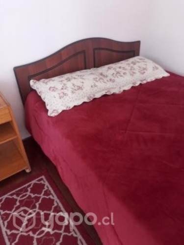 <p>Arriendo habitación full amoblada de 13,60 mts.2</p>