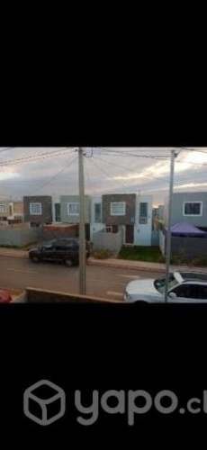 <p>Arriendo habitacion Mujeres</p>