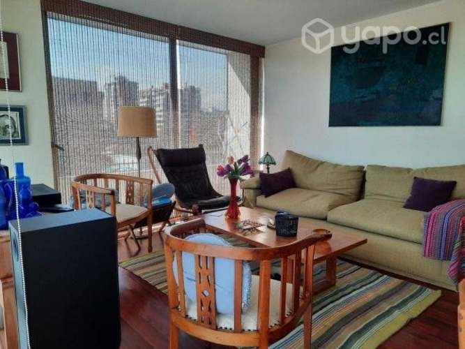 <p>Arriendo habitación a estudiantes universitarios y/o extranjeros</p>