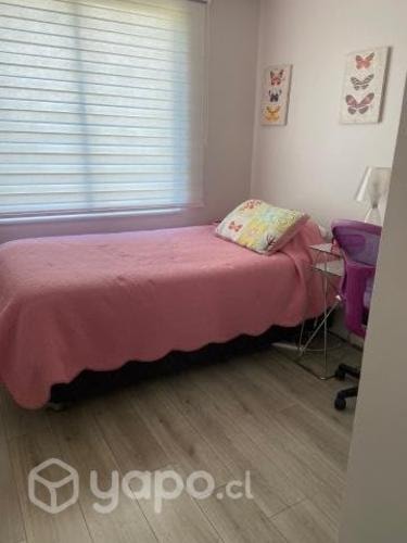 <p>Arriendo pieza a estudiante LAS CONDES</p> image